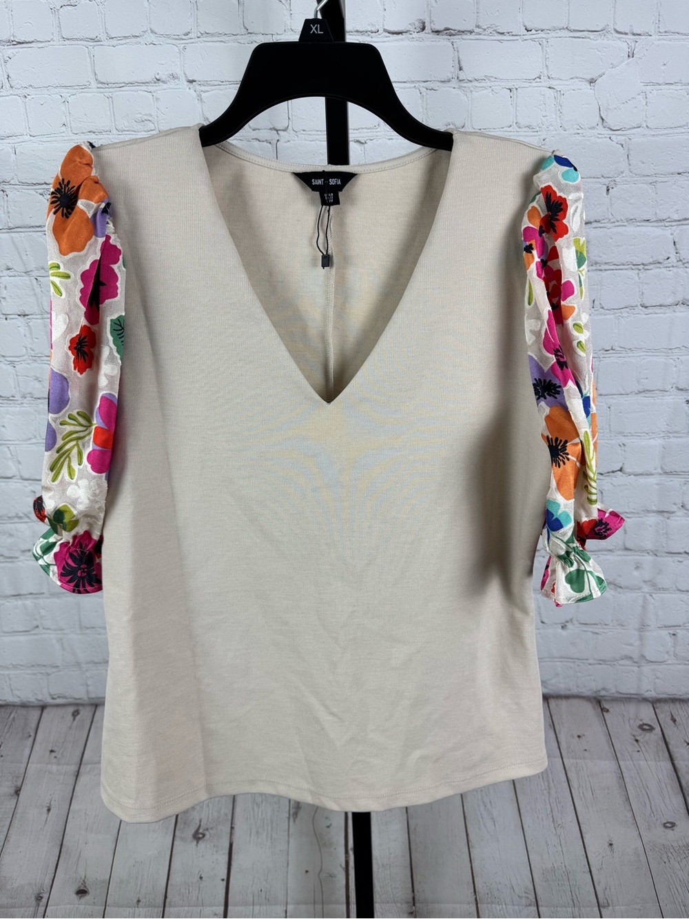 Saint + Sofia Cream Deep V-Neck Puff Floral Sleeves Top Size 8